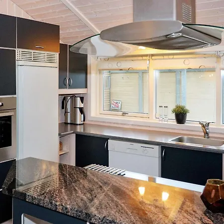 8 Person In Holiday home Hadsund
