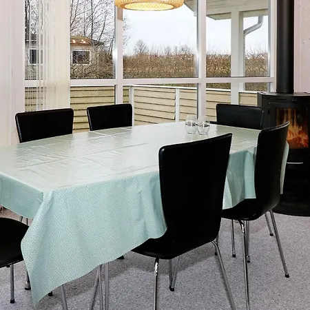 8 Person In Сasa de vacaciones Hadsund